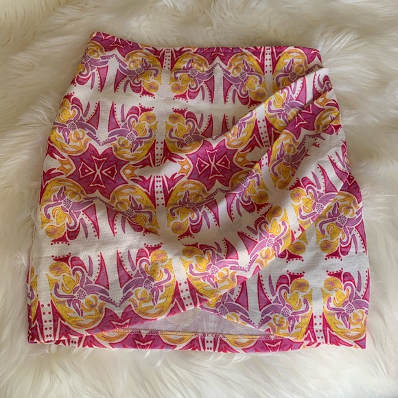 Sabo Skirt Dresses & Skirts - Sabo skirt XS adorable pink and yellow printed skirt nwot